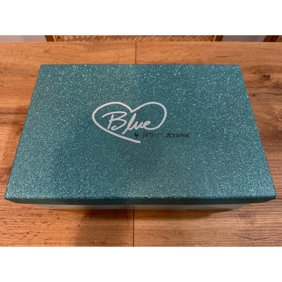 Betsey Johnson Blue SB-Mari Dressy Heels Black Rhinestones Size 5 Wide NIB - Picture 14 of 14